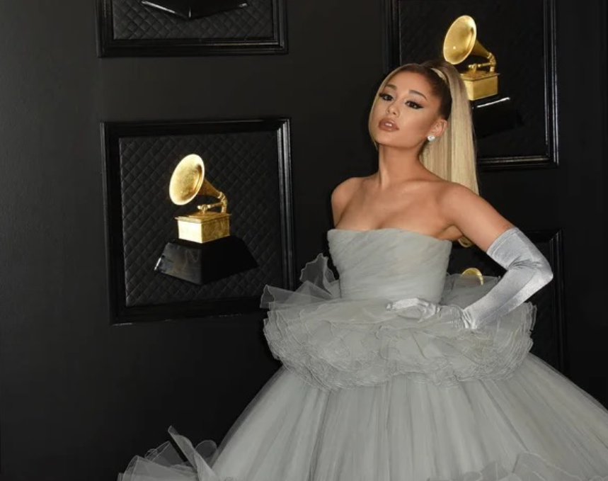  Ariana Grande is the reigning queen of the GlamBOT.

